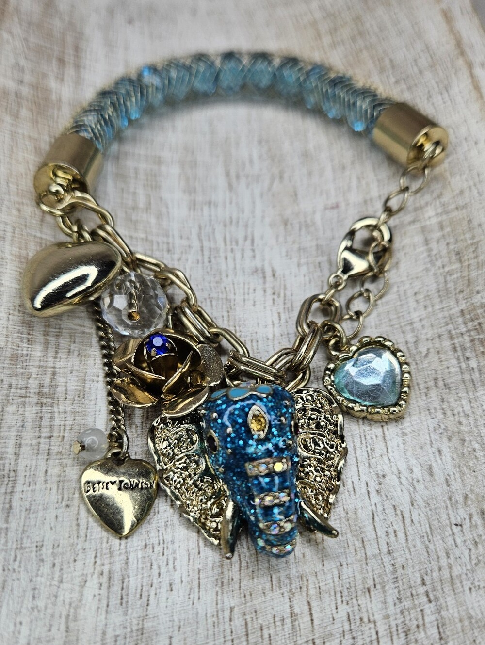 Betsey Johnson Whimsical Elephant Charm Bracelet Teal Mesh Gold Rose Heart EUC